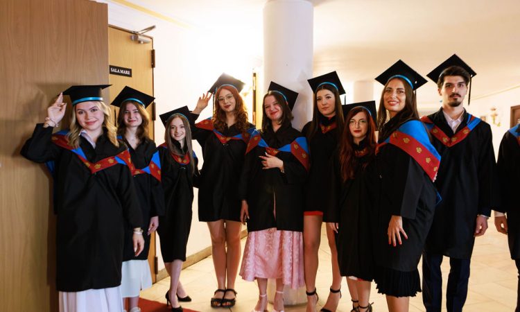 aha-graduation-16 aha-graduation-16
